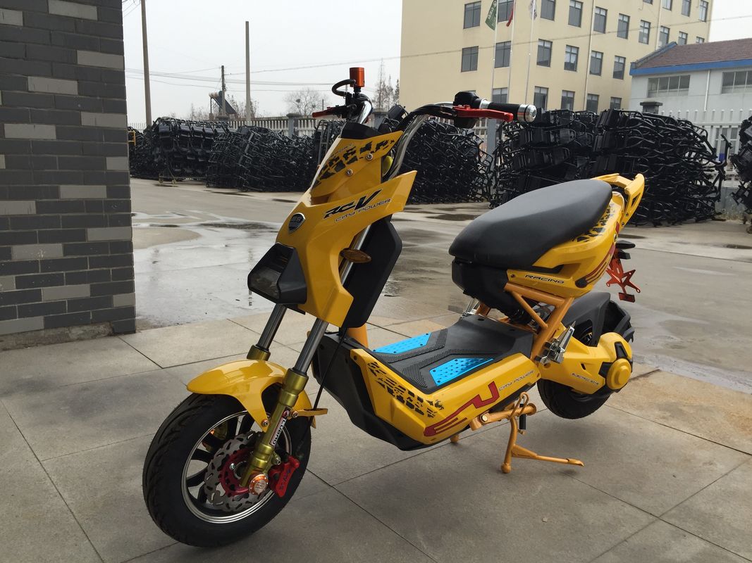 High Power Battery Operated Electric Scooter Motorcycle For Adults 45 - 50km/H