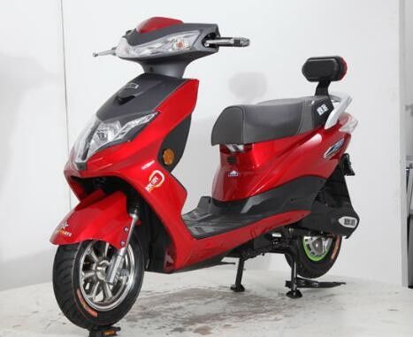 EEC Approval 72V 2500W Electric Mopeds  Road Scooter With Digital Odometer