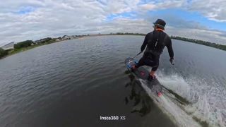 Surfer testing with Insta360